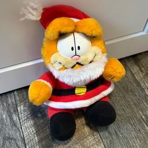 Vintage 1980’s Santa Garfield plush from McDonald’s